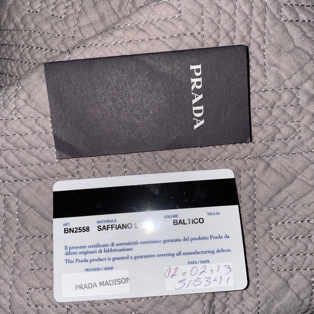 Prada bag - Picture 6 of 6